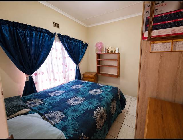 2 BEDROOM TOWNHOUSE FOR SALE IN KOOKRUS